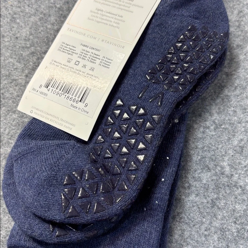 Tavi Grip  Jane non slip grip organic cotton  Socks in Blue small 6-8